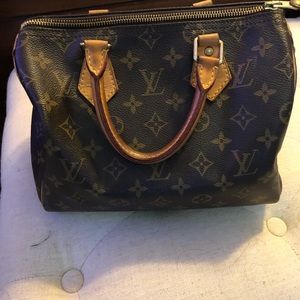 Louis Vuitton Speedy 30